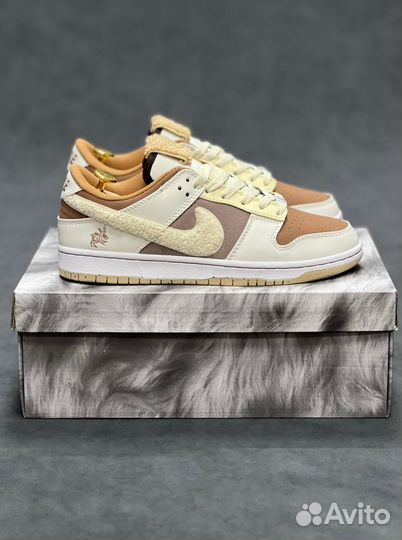 Кроссовки Nike