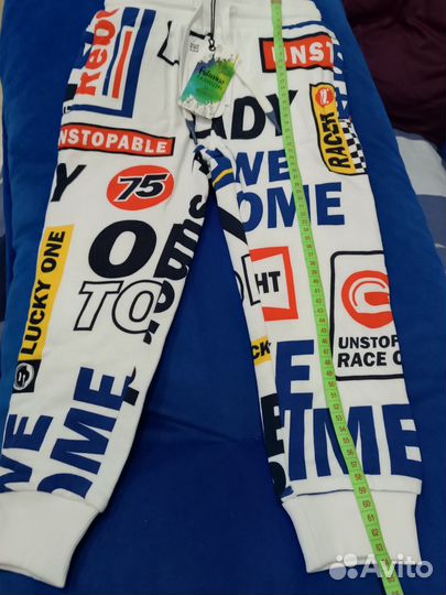 Костюм для мальчика 110-116 новый