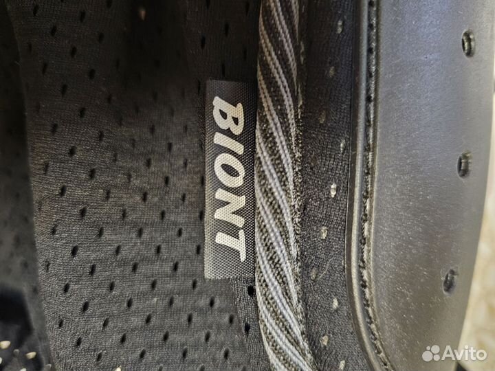 Сноубордические защитные шорты