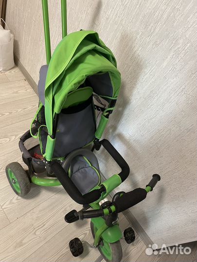 Детский велосипед с ручкой