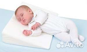 Подушка для детей и младенцев наклонная