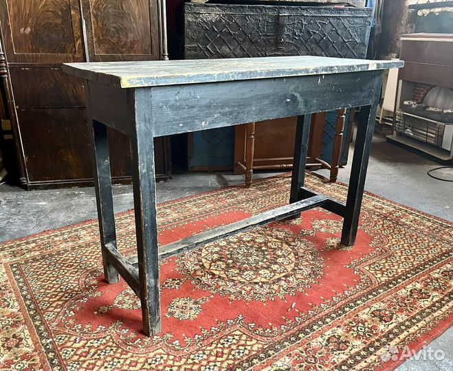 Стол старинный
