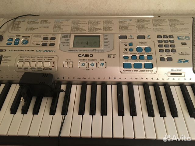 Casio LK-300 tu