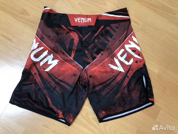 Шорты Venum