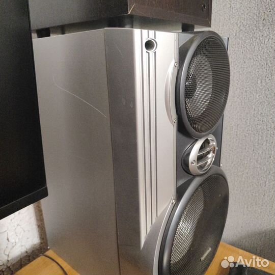 Колонки от музыкального центра