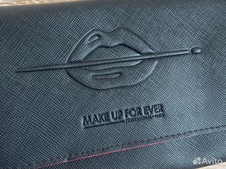 Оригинал футляр для кистей от Make-up For Ever