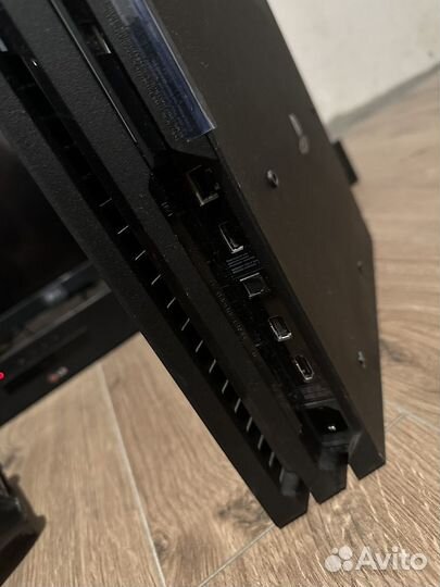 Sony playstation 4 PS4 pro 1tb с играми