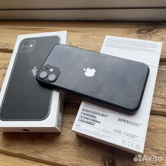 iPhone 11, 64 ГБ