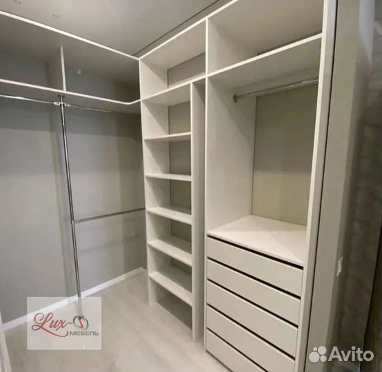 Стильные и практичные гардеробные