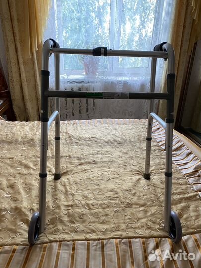 Ходунки для взрослых