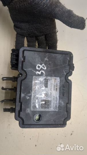 Блок абс, насос Mercedes C W204, 2010