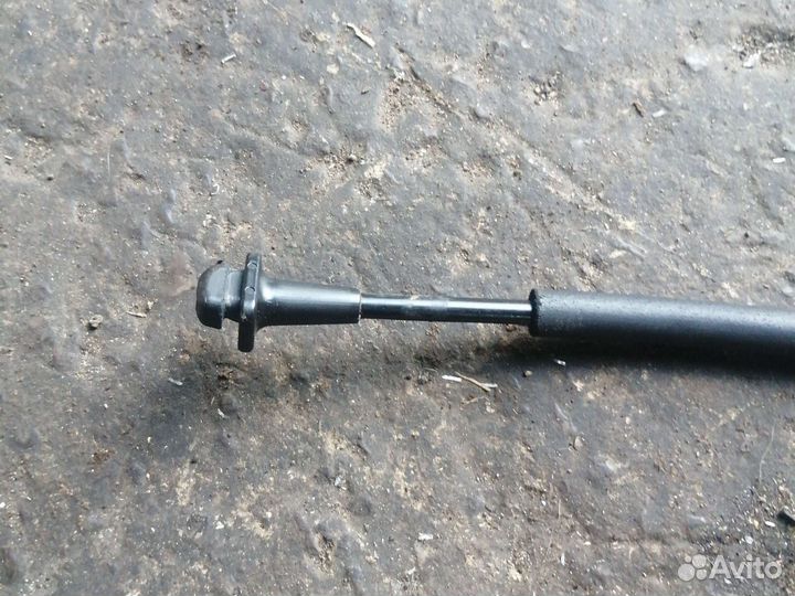 Держатель капота Kia Ceed Ed, 2007