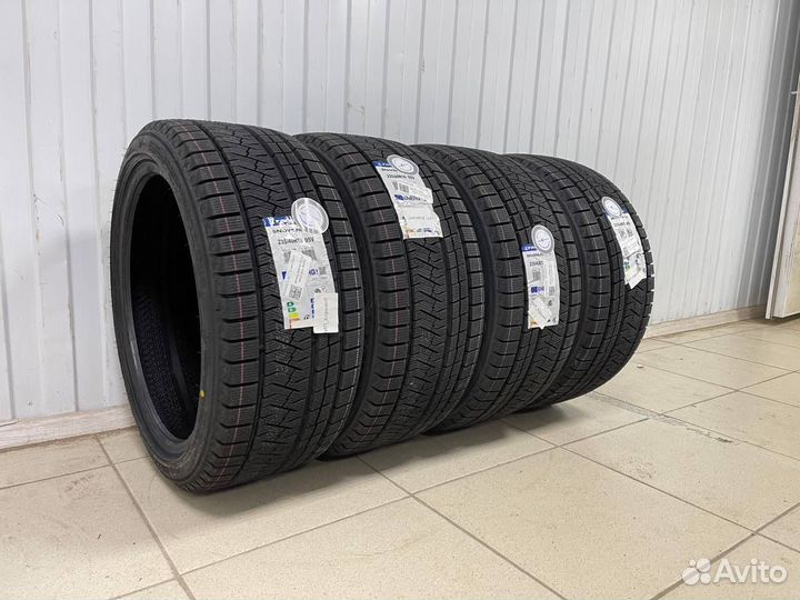 Triangle PL02 235/60 R19