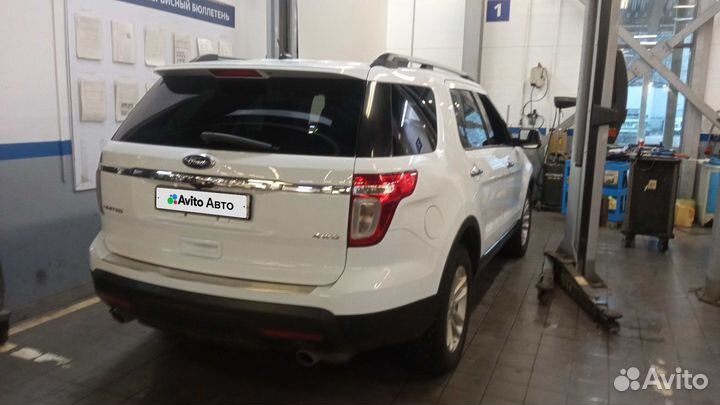 Ford Explorer 3.5 AT, 2014, 210 348 км