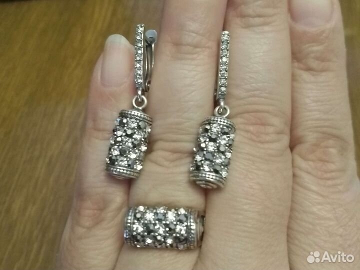 Комплект белые стразы