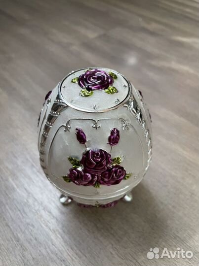 Яйцо декоративное