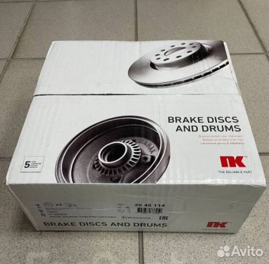 Тормозные передние диски Toyota Rav 4