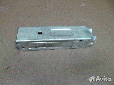 Кронштейн переднего бампера Audi A6 C6 2005-2011