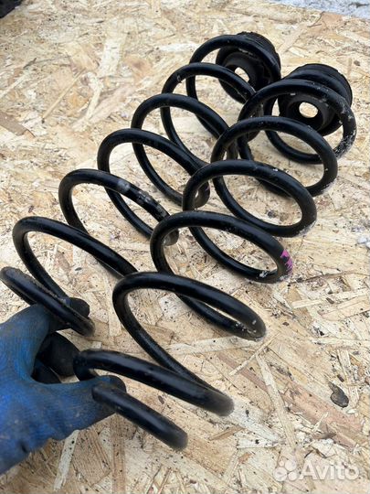 Задние пружины Skoda Rapid 2020 год