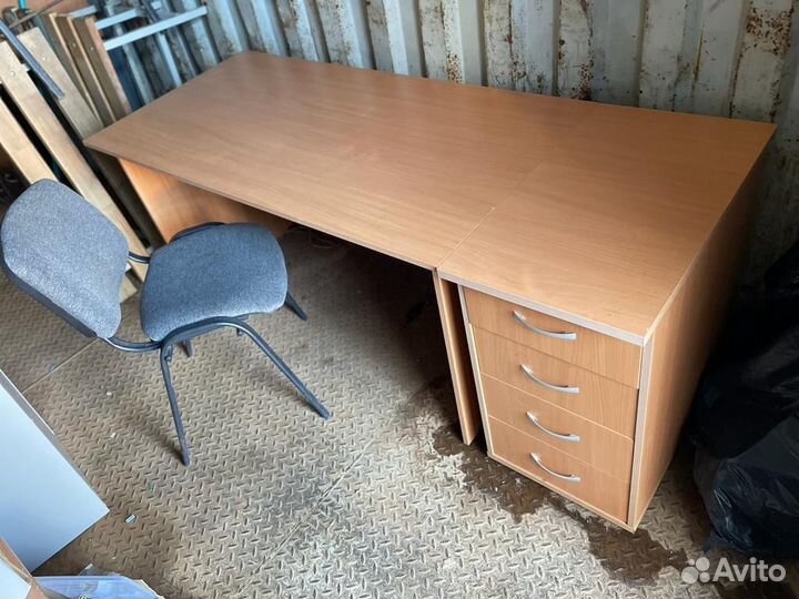 Офисная мебель бу