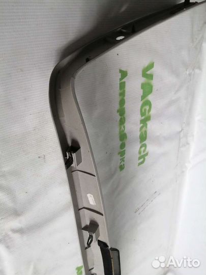 Накладка крышки багажника Volkswagen Golf IV