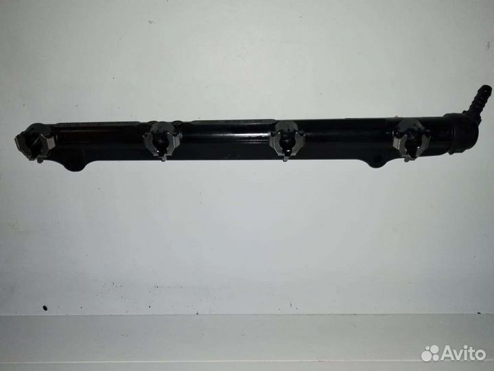 Топливная рейка/рампа. Volkswagen 04e133319вв