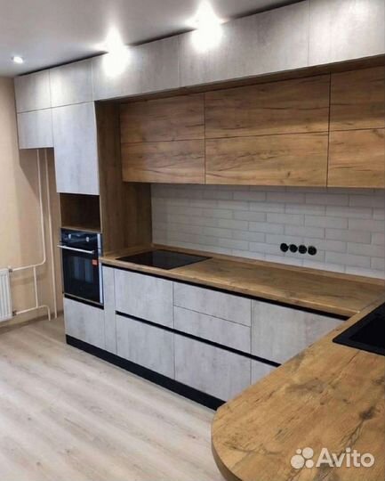 Кухня угловая до потолка