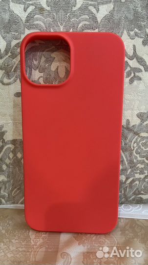 Чехлы на Айфон 13