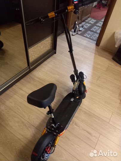 Электросамокат для взрослых с сиденьем