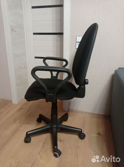 Компьютерное кресло