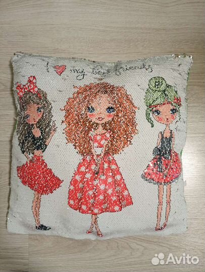 Подушка с паетками