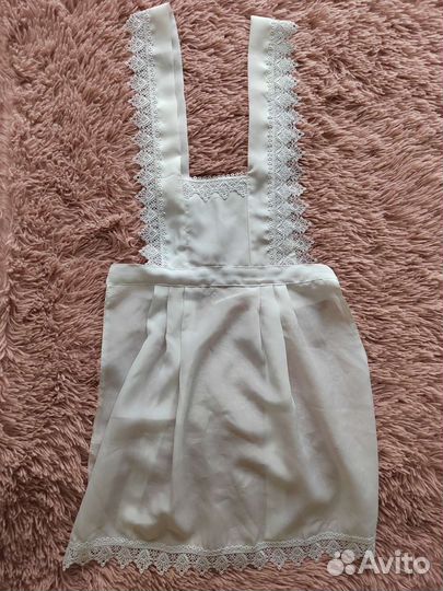 Белый школьный фартук