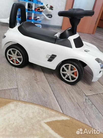 Машинка каталка толокар mercedes
