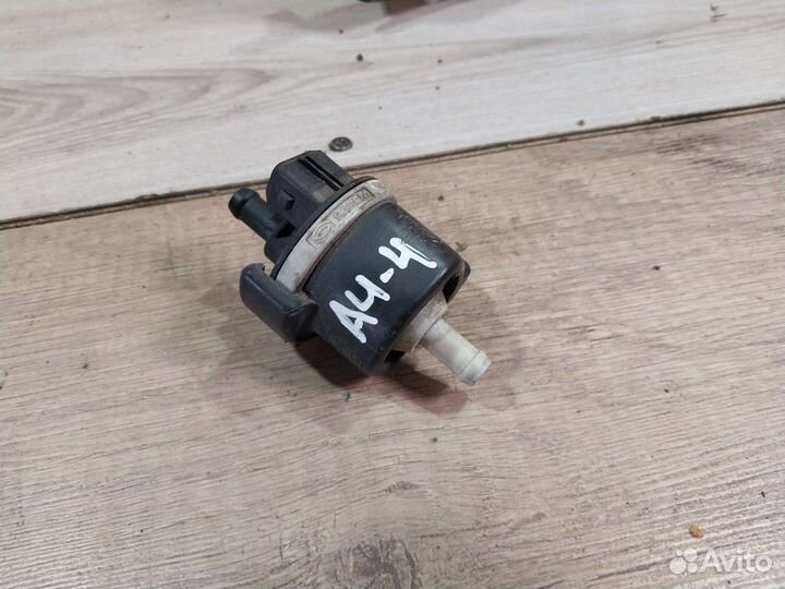 Электромагнитный клапан Audi A4 B5