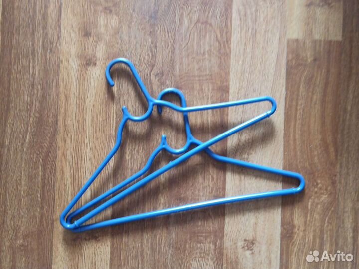 Вешалки плечики