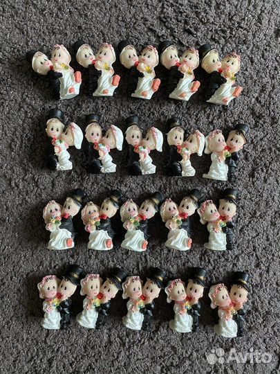 Статуэтки жениха и невесты