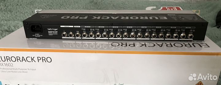 Рэковый микшер Behringer Eurorack PRO RX1602 V2