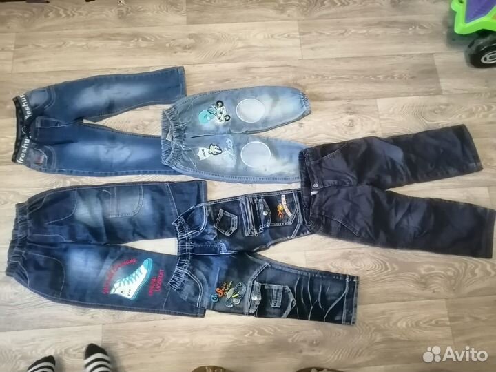Джинсы на мальчика 98-104
