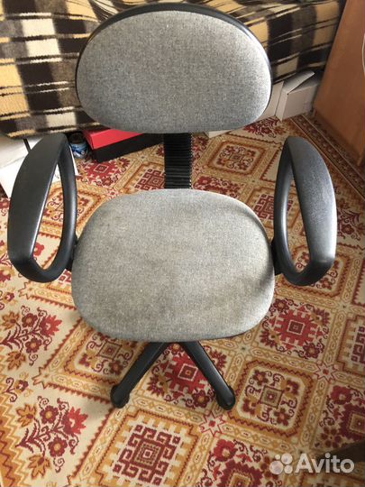 Компьютерный стул