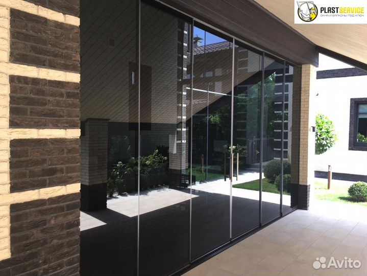 Безрамное остекление террас, веранд, балконов