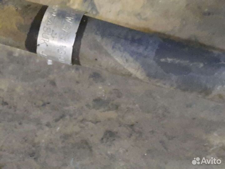 Трубка гура на VW Sharan 1