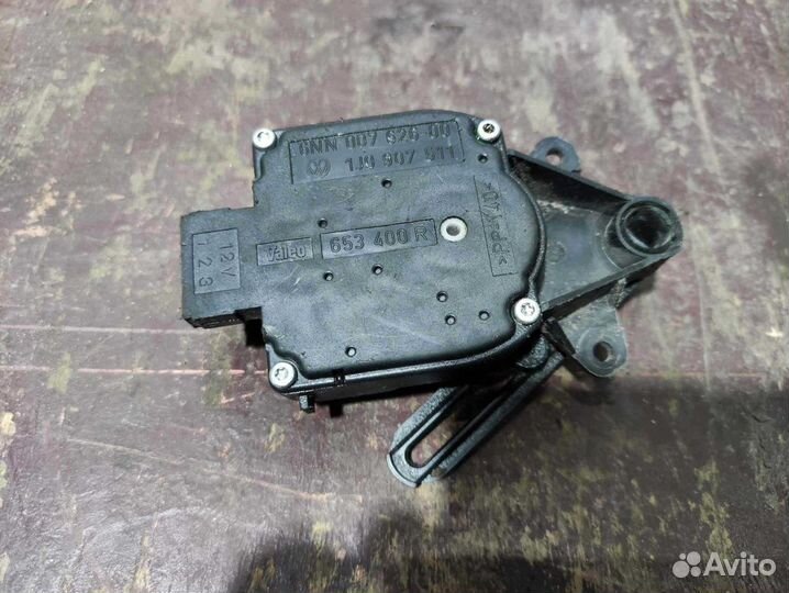 Сервопривод заслонки печки Skoda Octavia A4 Skoda