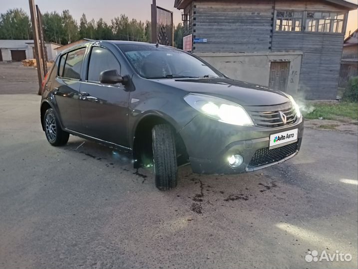 Renault Sandero 1.4 МТ, 2010, 215 000 км