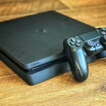 Sony playstation 4 slim