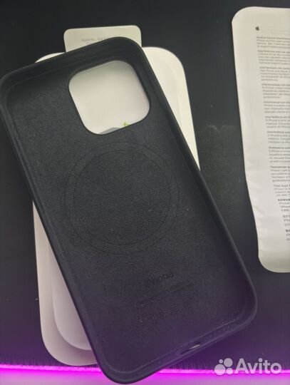 Чехол Apple MagSafe для iPhone 13 Pro