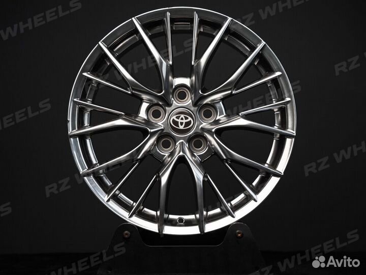 Диски на Toyota Corolla R17 5x114.3