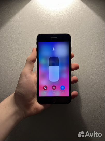 iPhone 8 Plus, 64 ГБ