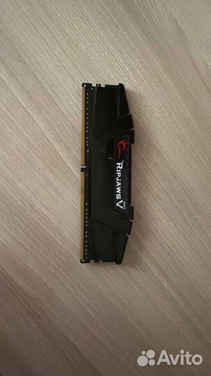 Оперативка ddr4 8gb g skill