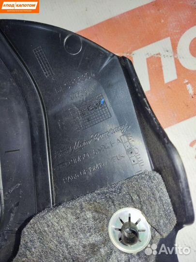 Декоративная крышка двигателя Ford Kuga 2 2013