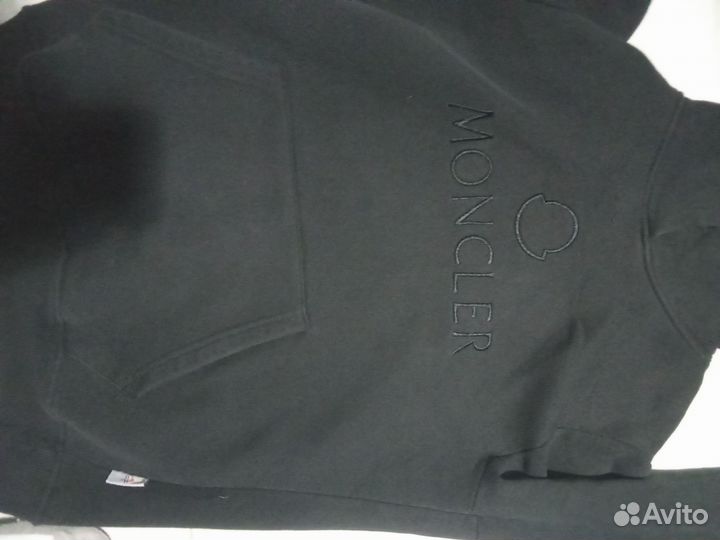 Худак Moncler
